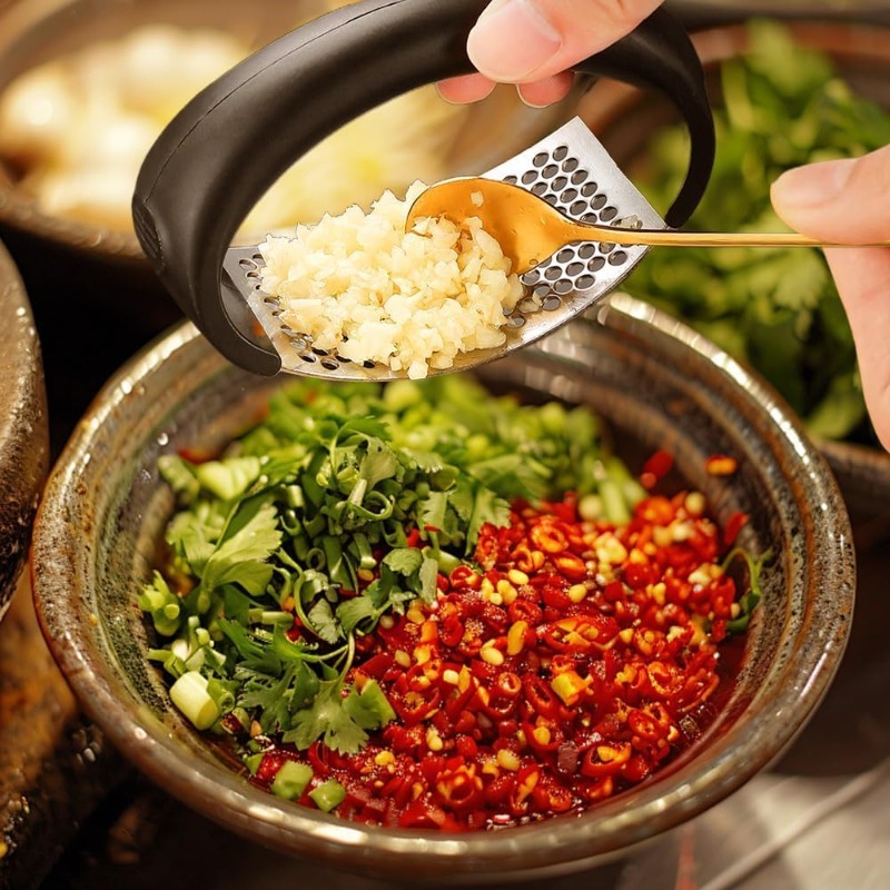 Triturador de Ajo de Acero Ino - Kitchen Utensils reseña y precio